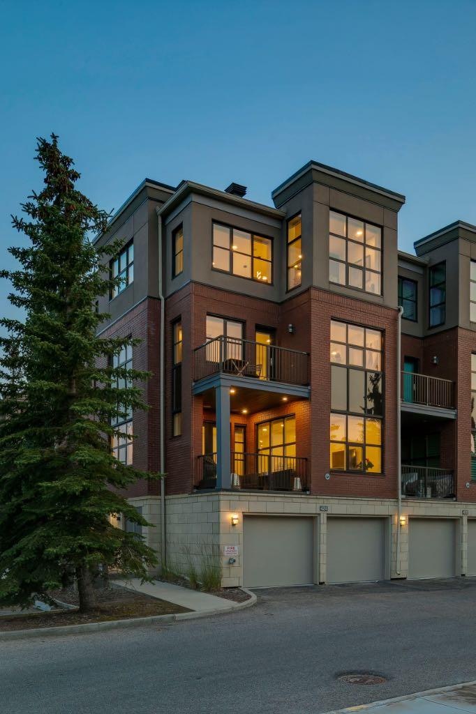 424 Aspen Meadows Hill SW, Calgary, AB, T3H 0G3