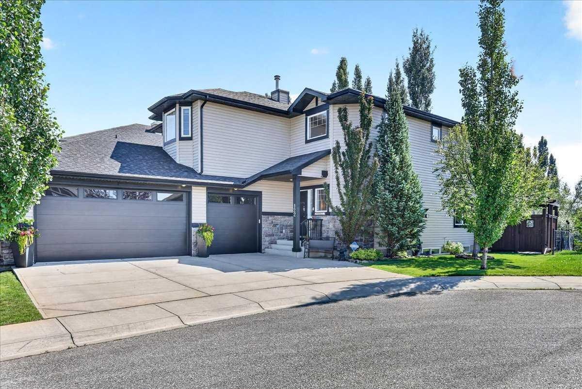 122 Royal Birkdale Crescent NW - 2