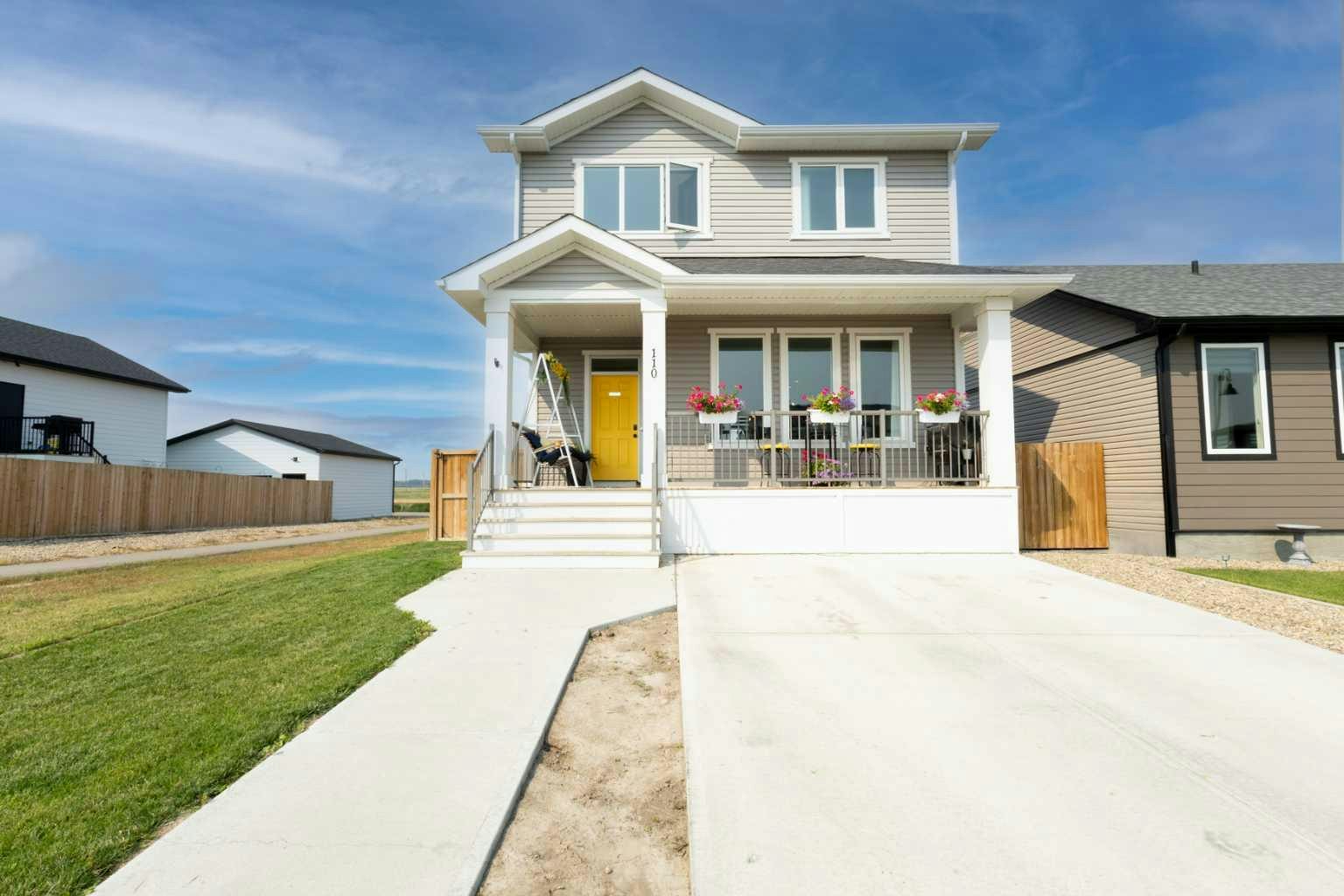 110 Prairie Gold Street, Taber, AB, T1G 0G3