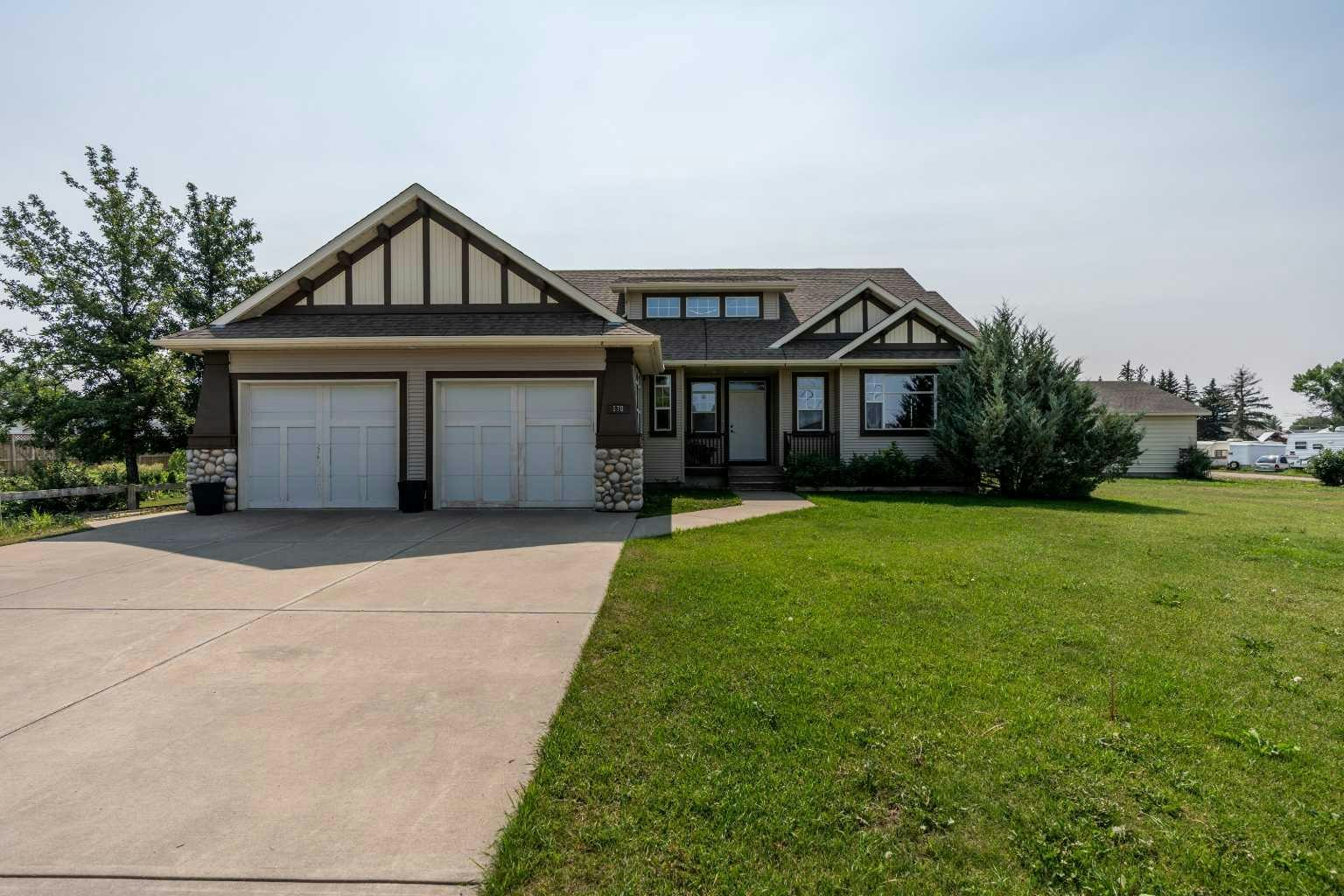 178 East 100 South, Raymond, AB, T0K 2S0