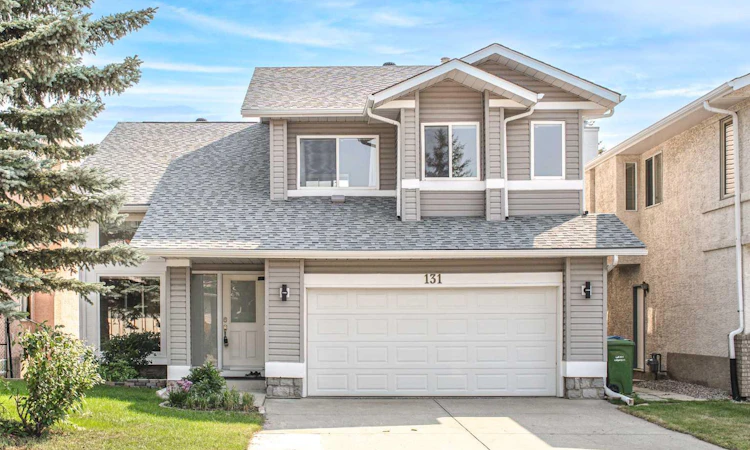 131 Edgebrook Close NW