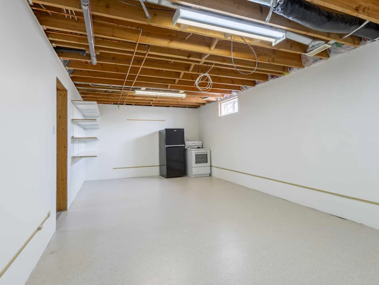 110 Blayney Avenue, Lethbridge, AB, T0L 0G0 - 22
