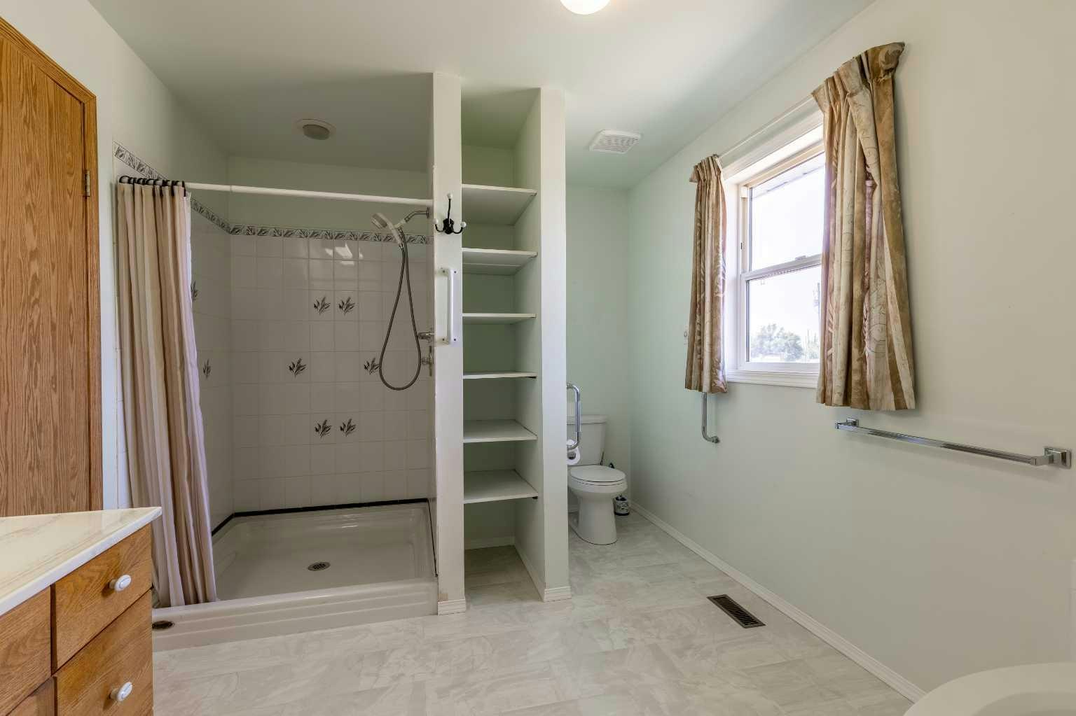110 Blayney Avenue, Lethbridge, AB, T0L 0G0 - 7