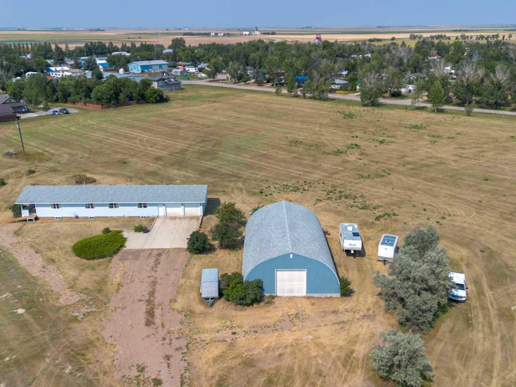 110 Blayney Avenue, Lethbridge, AB, T0L 0G0 - 47