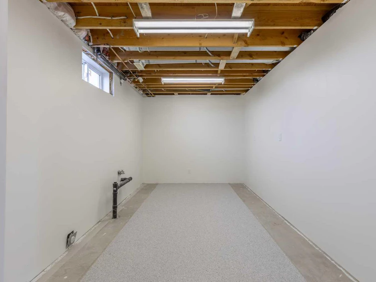 110 Blayney Avenue, Lethbridge, AB, T0L 0G0 - 32
