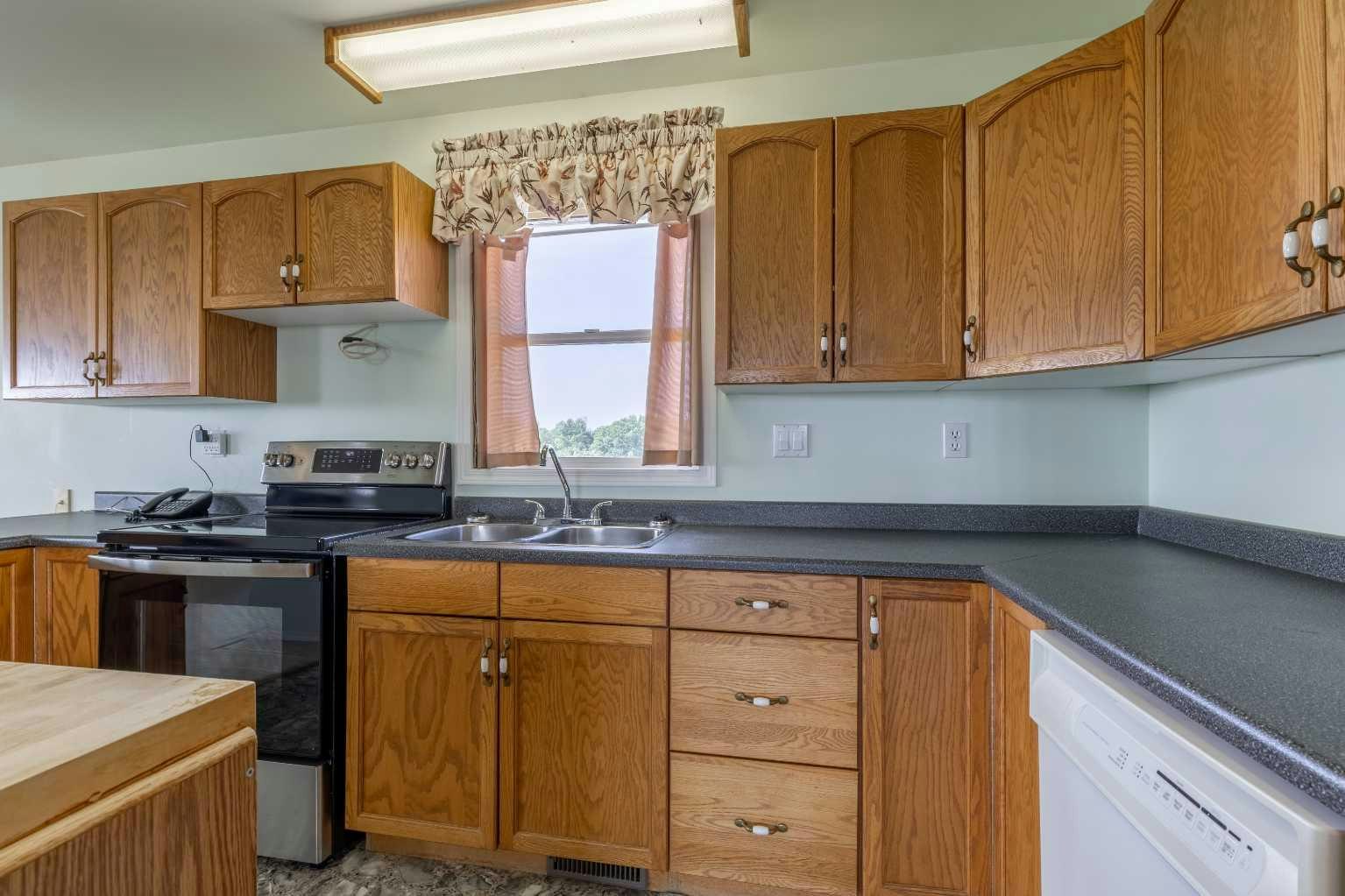 110 Blayney Avenue, Lethbridge, AB, T0L 0G0 - 14