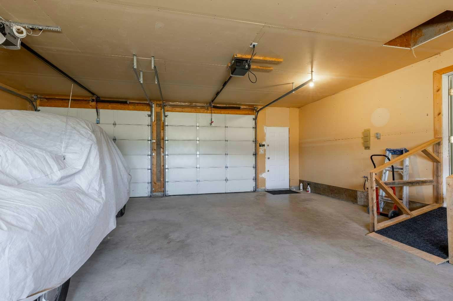 110 Blayney Avenue, Lethbridge, AB, T0L 0G0 - 34