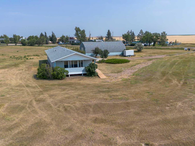 110 Blayney Avenue, Lethbridge, AB, T0L 0G0 - 49