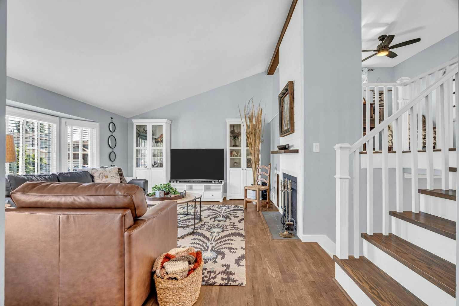 159 Bernard Way NW - 4