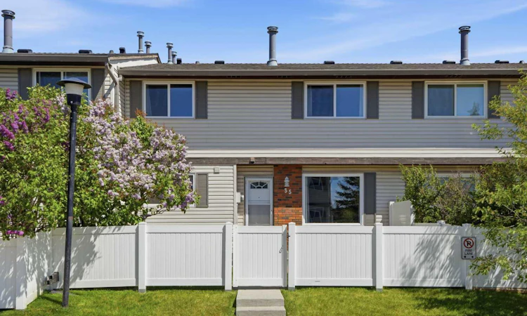35-740 Bracewood Drive SW