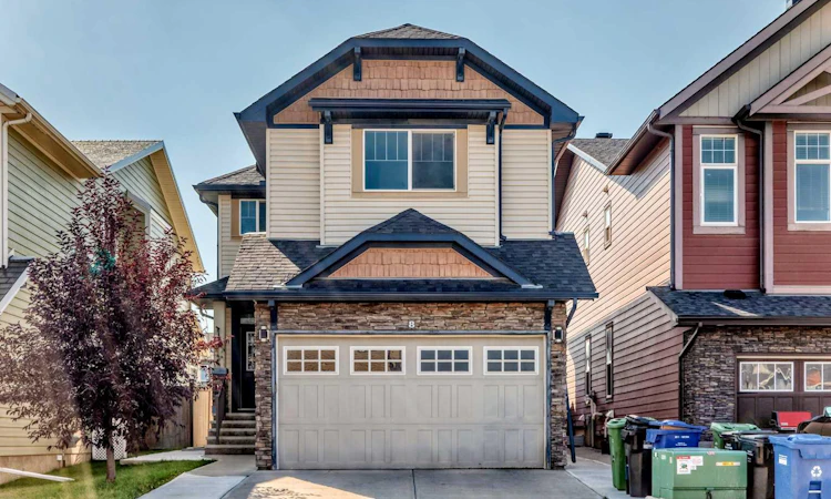 8 Skyview Point Terrace NE