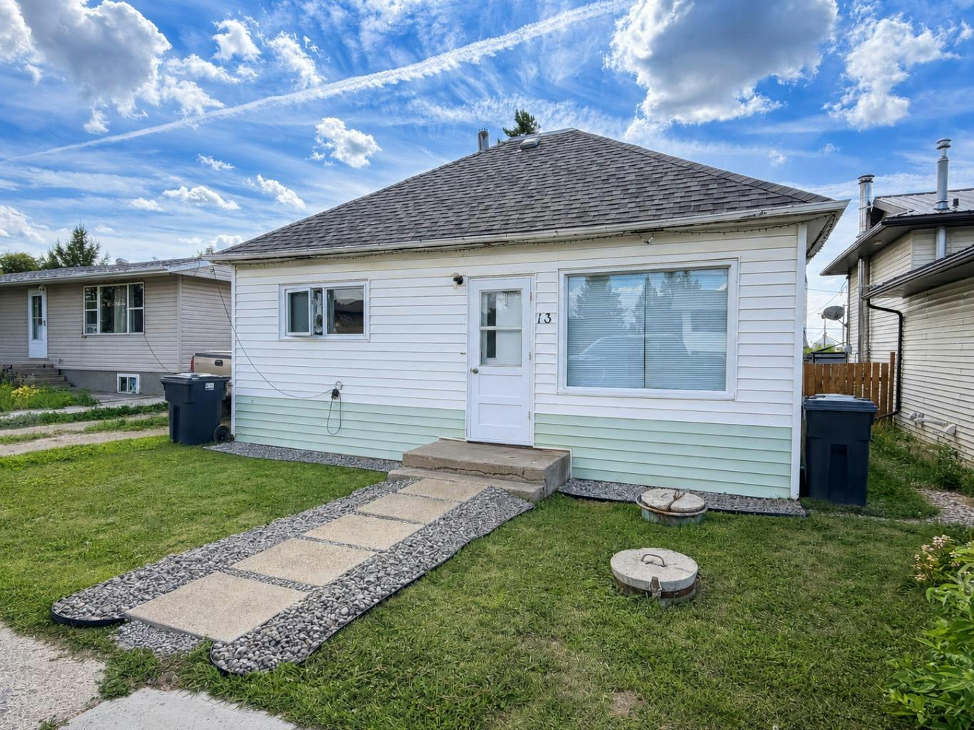13 1 Avenue E, Marshall, SK, S0M 1R0