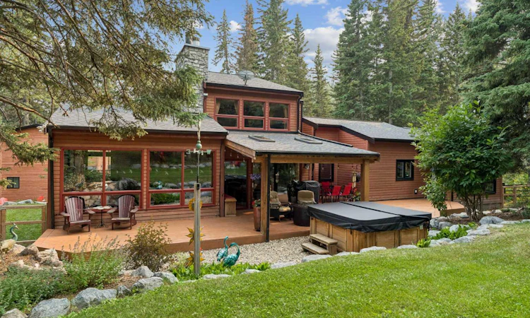 226 Mountain Lion Drive
