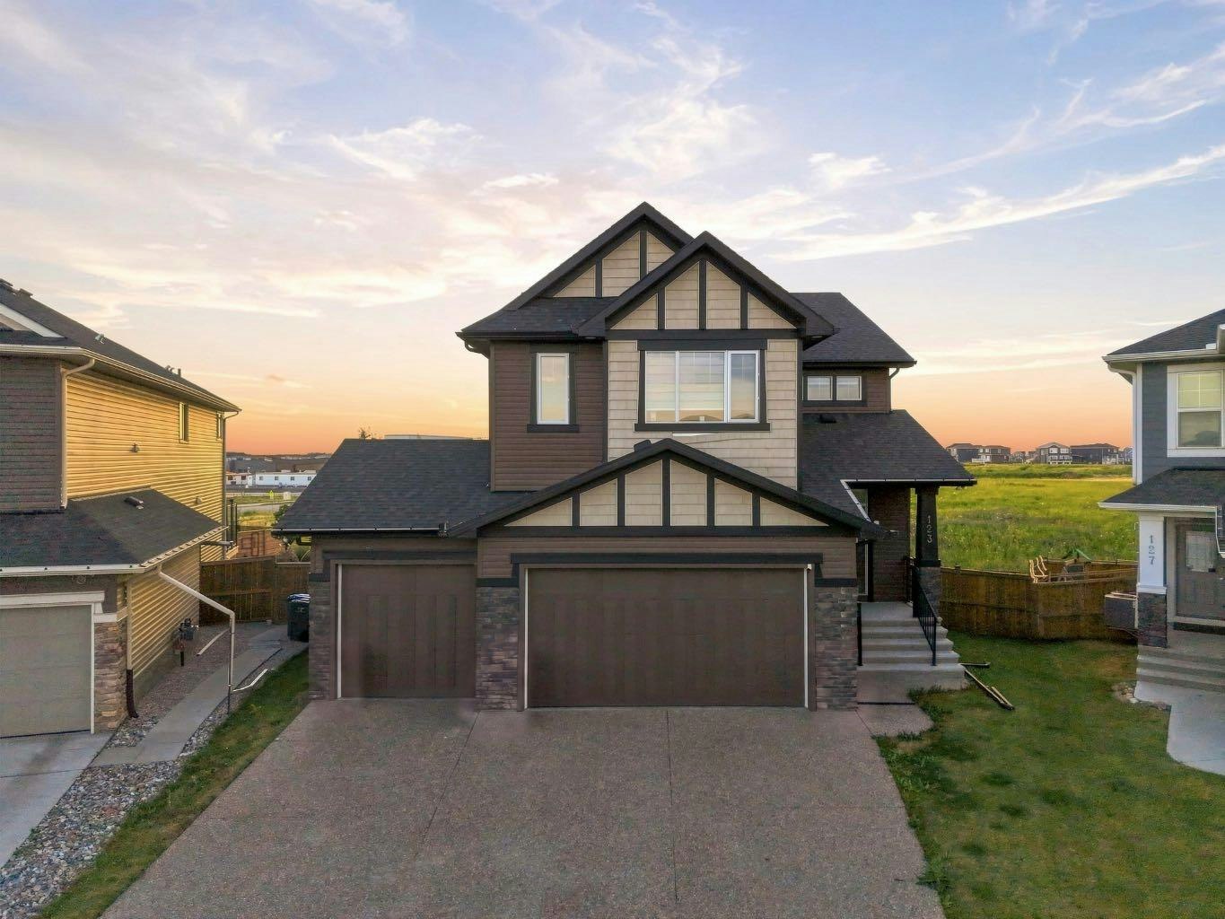 123 Dawson Harbour Court, Chestermere, AB, T1X 1Z7