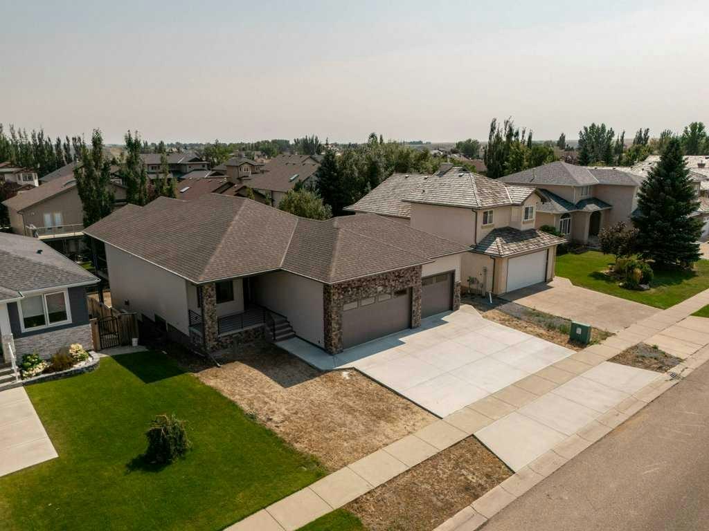 1027 Canyon Boulevard W, Lethbridge, AB, T1K 7V4