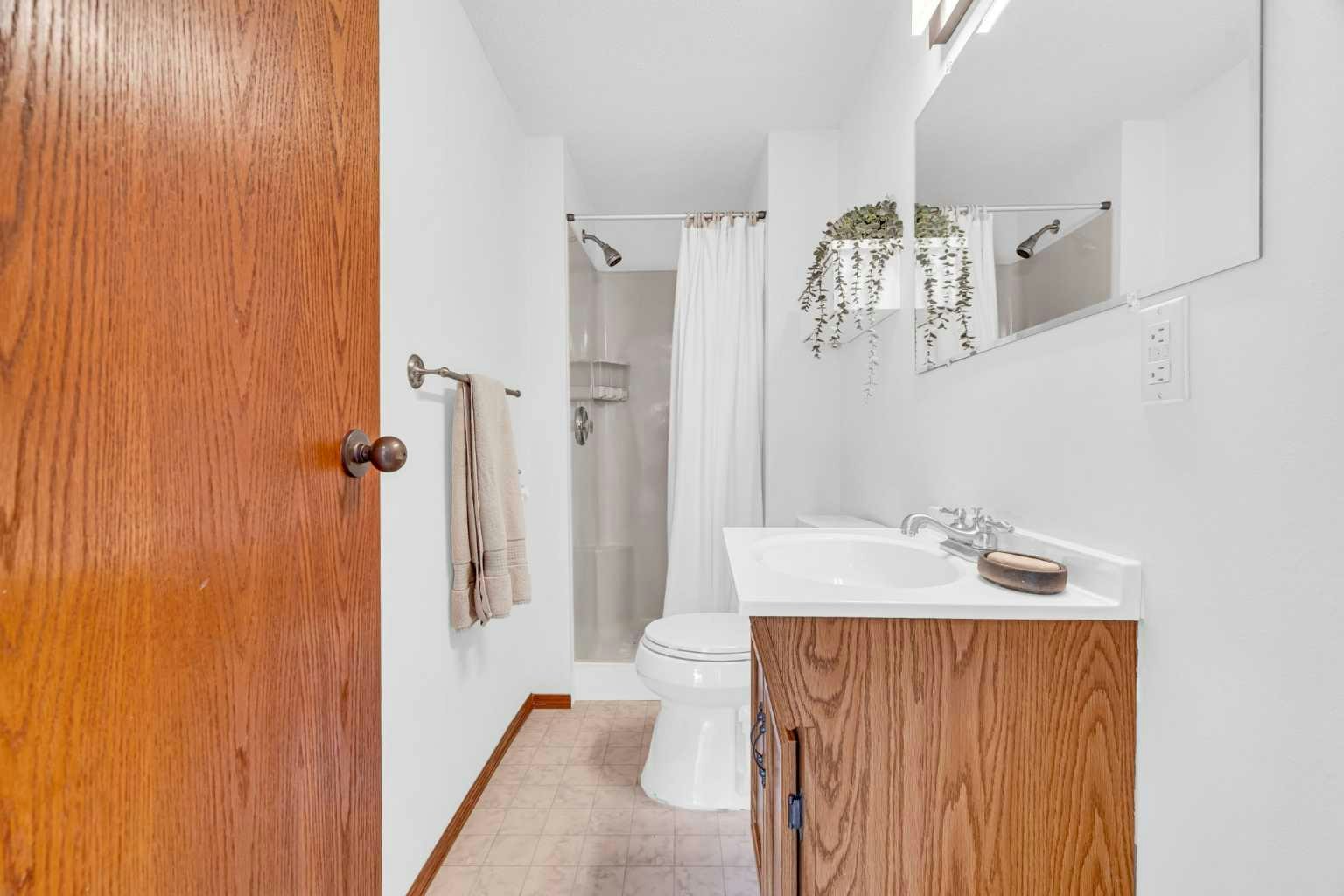 58 Sandstone Ridge Crescent, Okotoks, AB, T1S 1P9 - 40