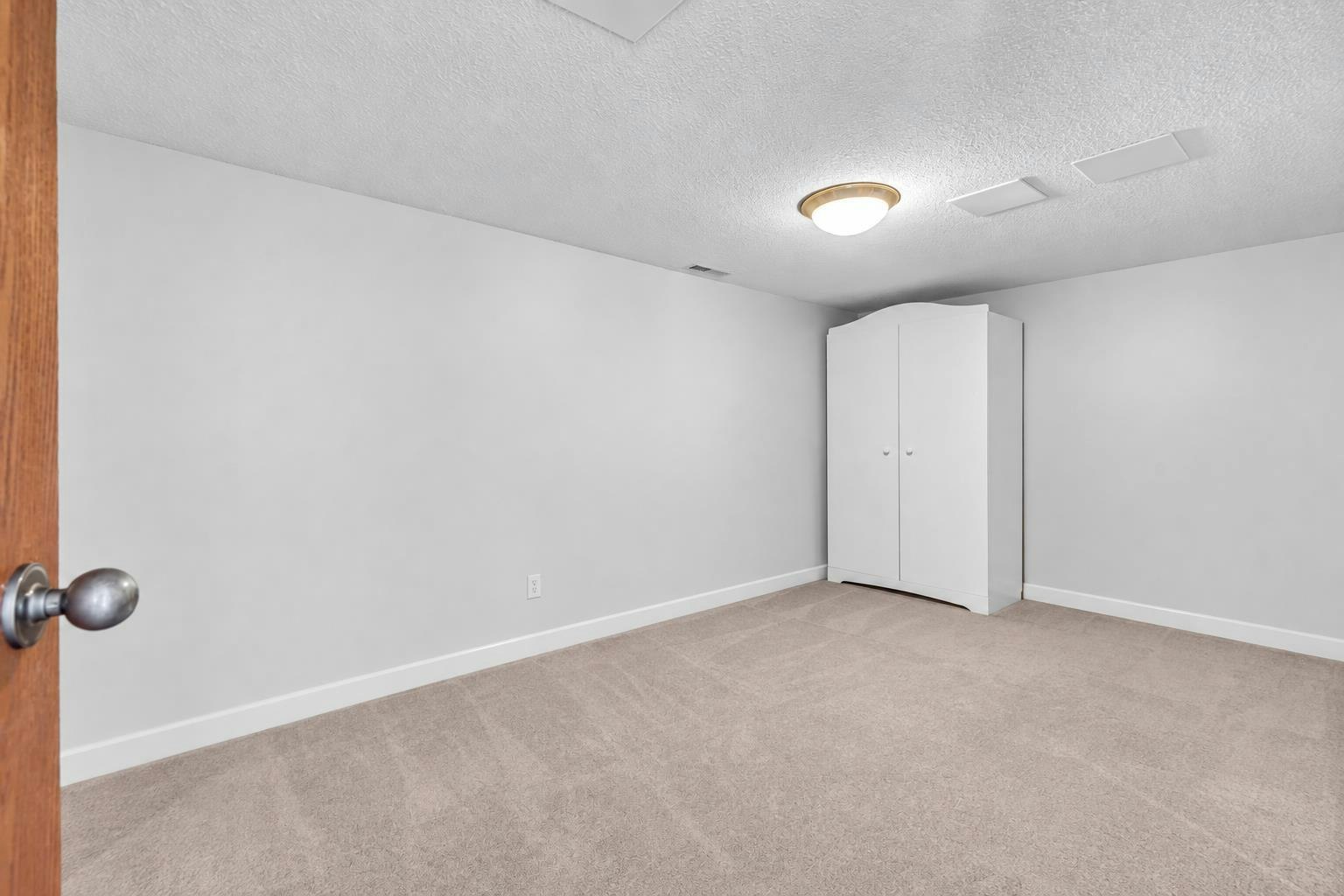 58 Sandstone Ridge Crescent, Okotoks, AB, T1S 1P9 - 41