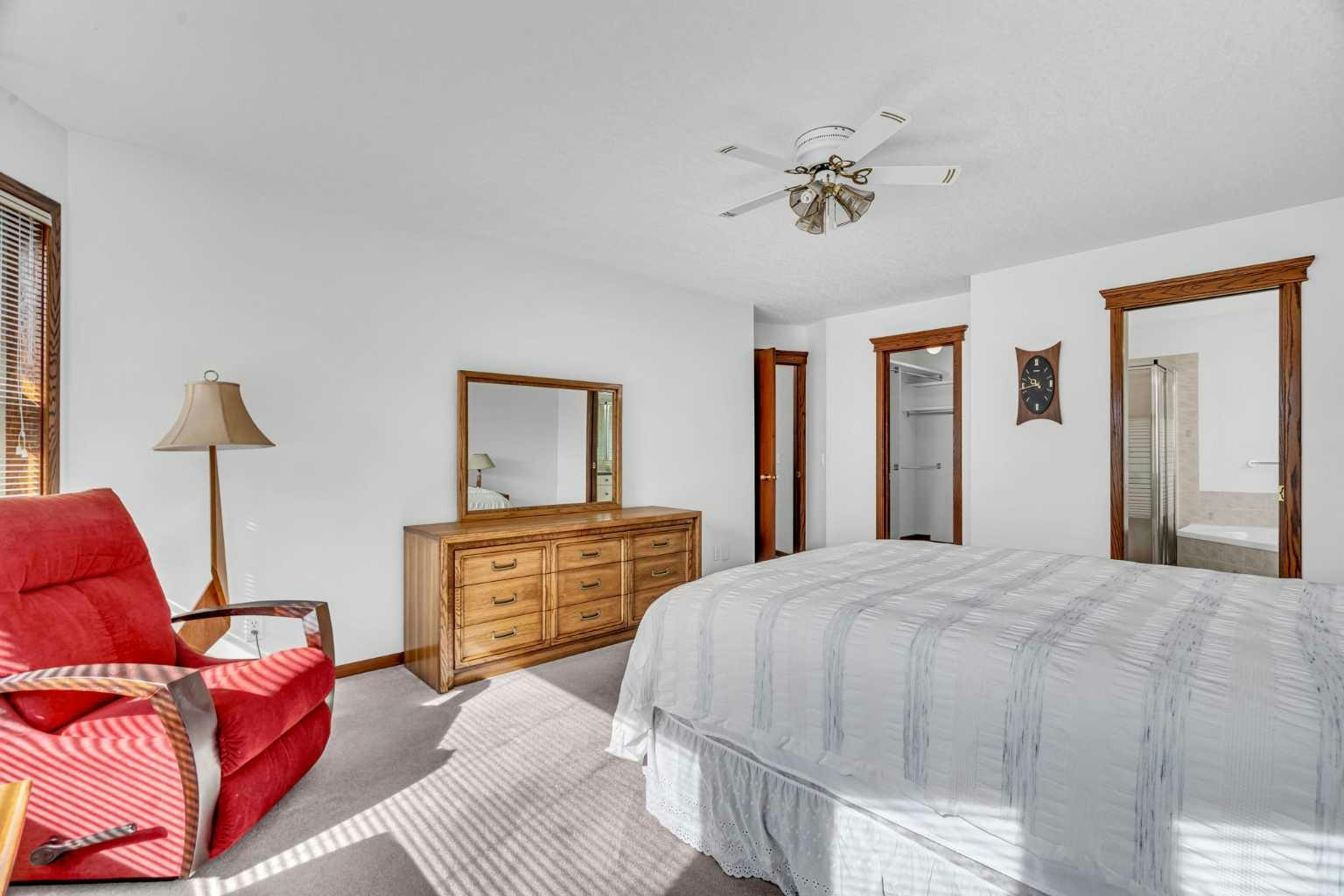 58 Sandstone Ridge Crescent, Okotoks, AB, T1S 1P9 - 23