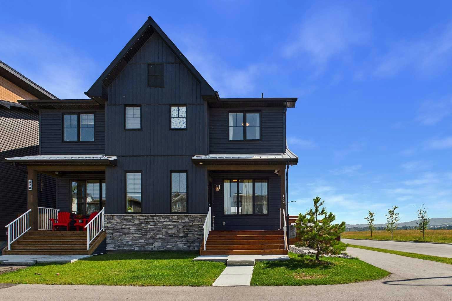 182 Rowley Gate NW, Calgary, AB, T3L 0H7