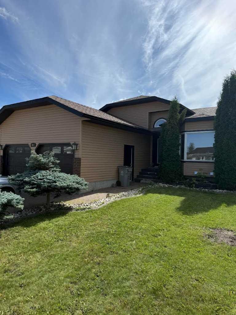 9617 64 Avenue, Grande Prairie, AB, T8W 2B2