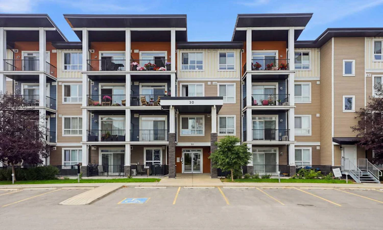 202-30 Walgrove Walk SE