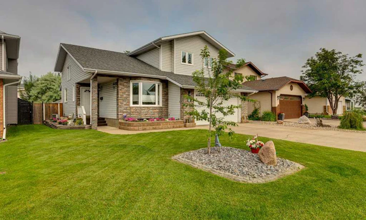 6 Ramsey Avenue