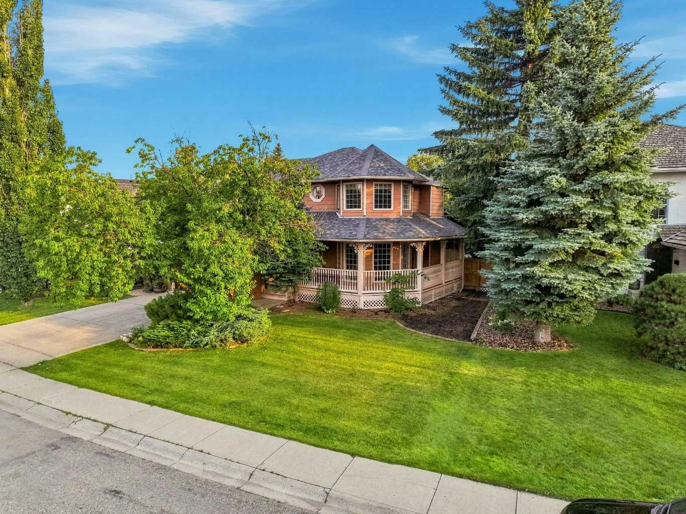 70 Sunset Way SE, Calgary, AB, T2X 3C1