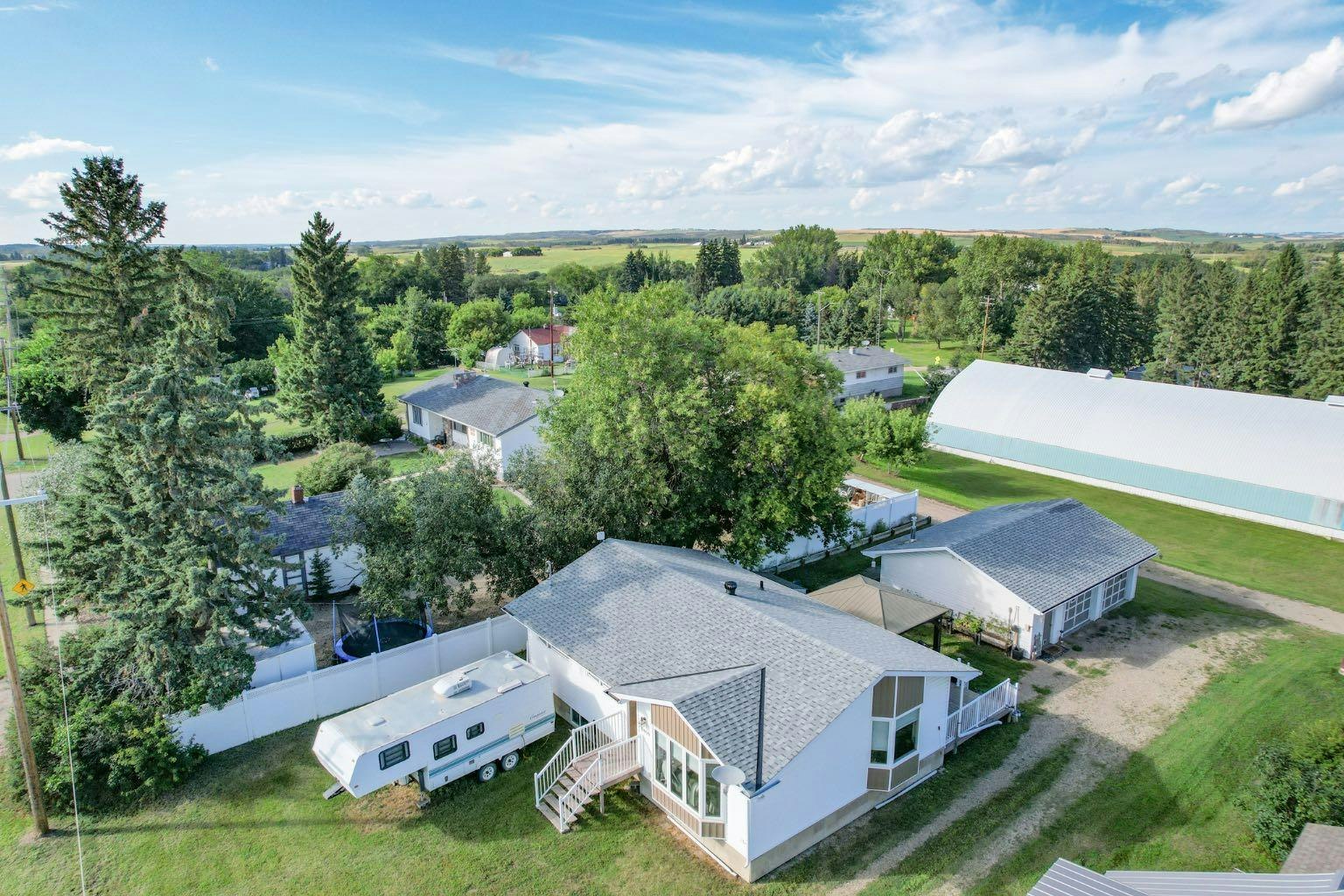 4808 51 Avenue, Alix, AB, T0C 0B0