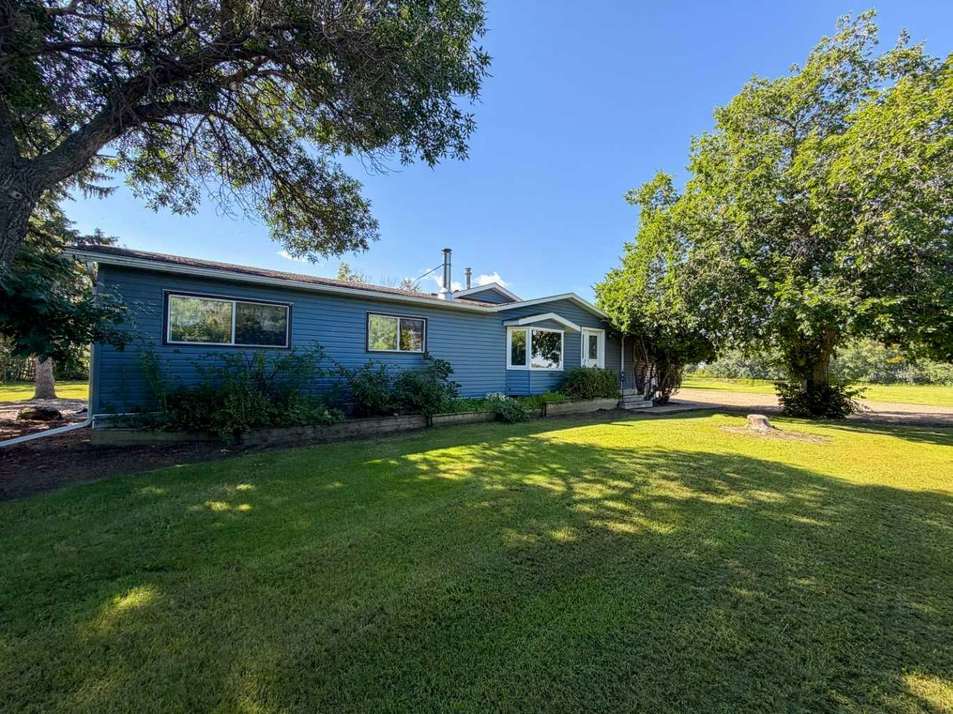 20427 Highway 2 - 3