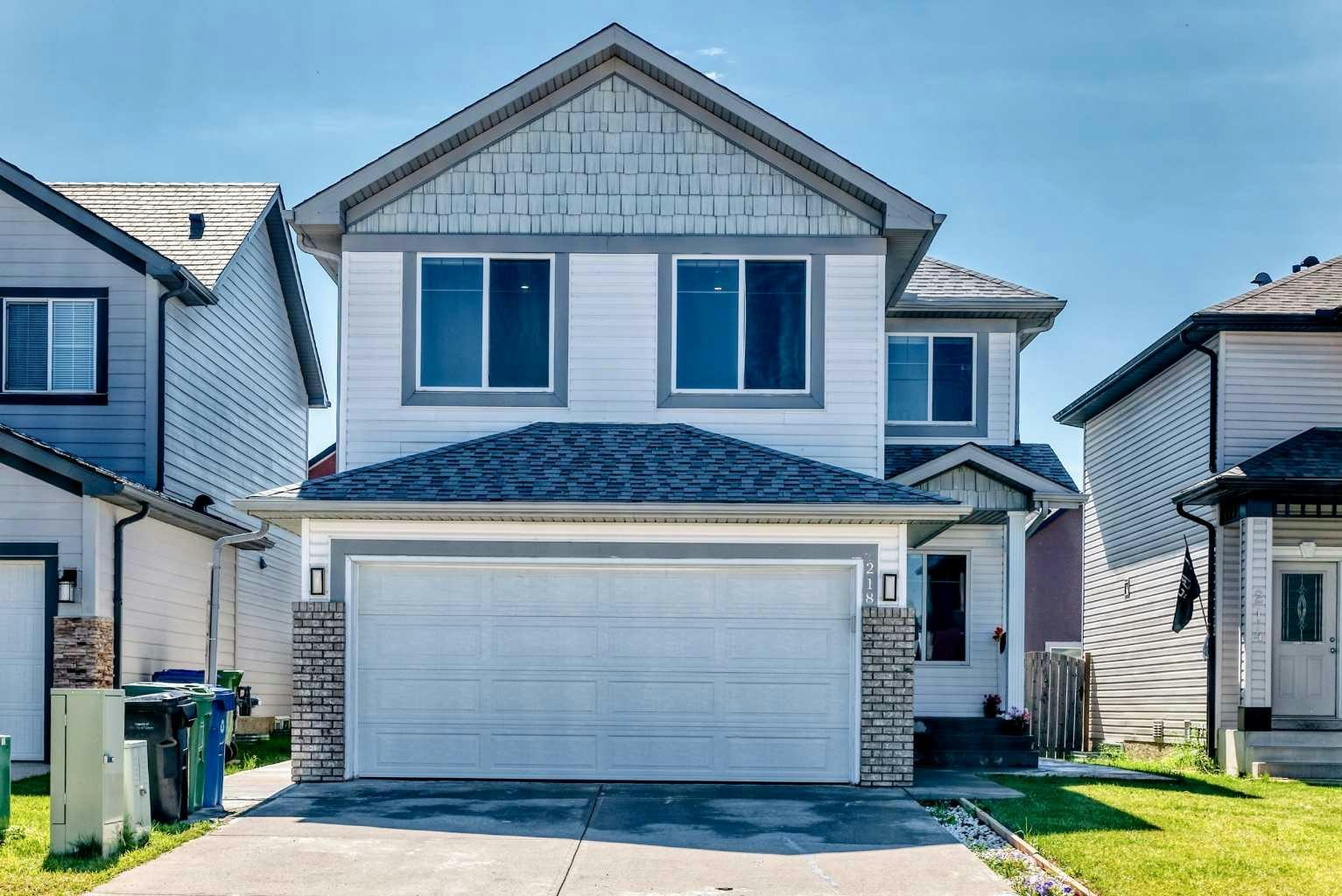 218 Saddlefield Place NE, Calgary, AB, T3J 4Z3