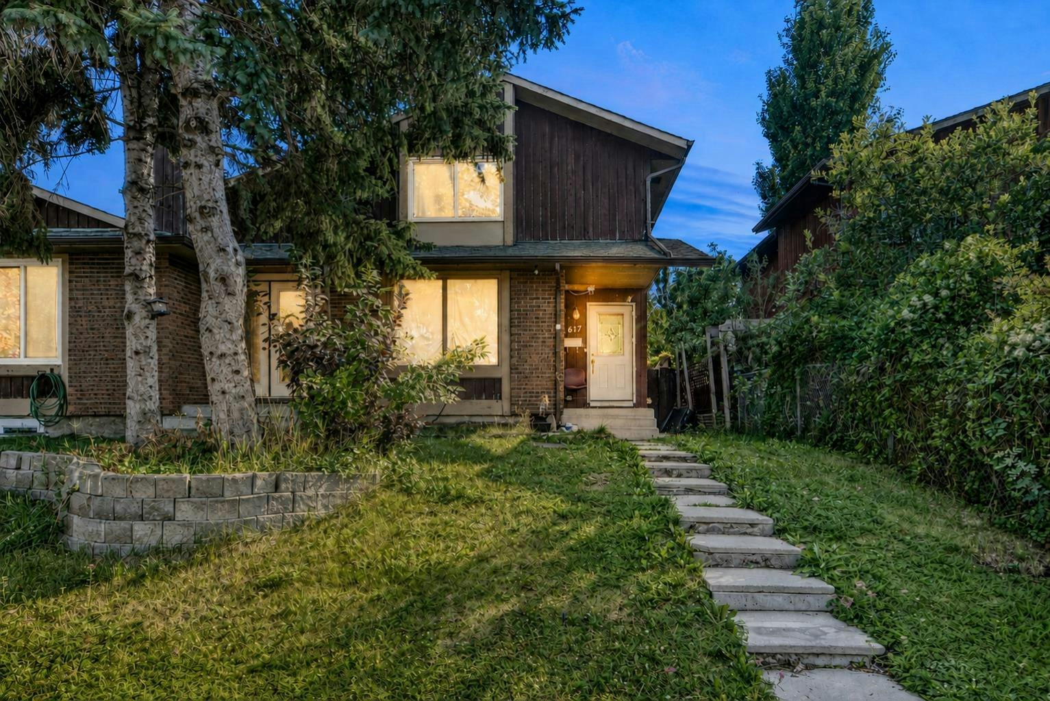 617 Whitewood Road NE, Calgary, AB, T1Y 4A1