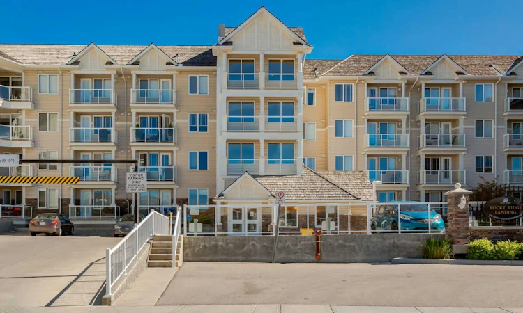 132-500 Rocky Vista Gardens NW