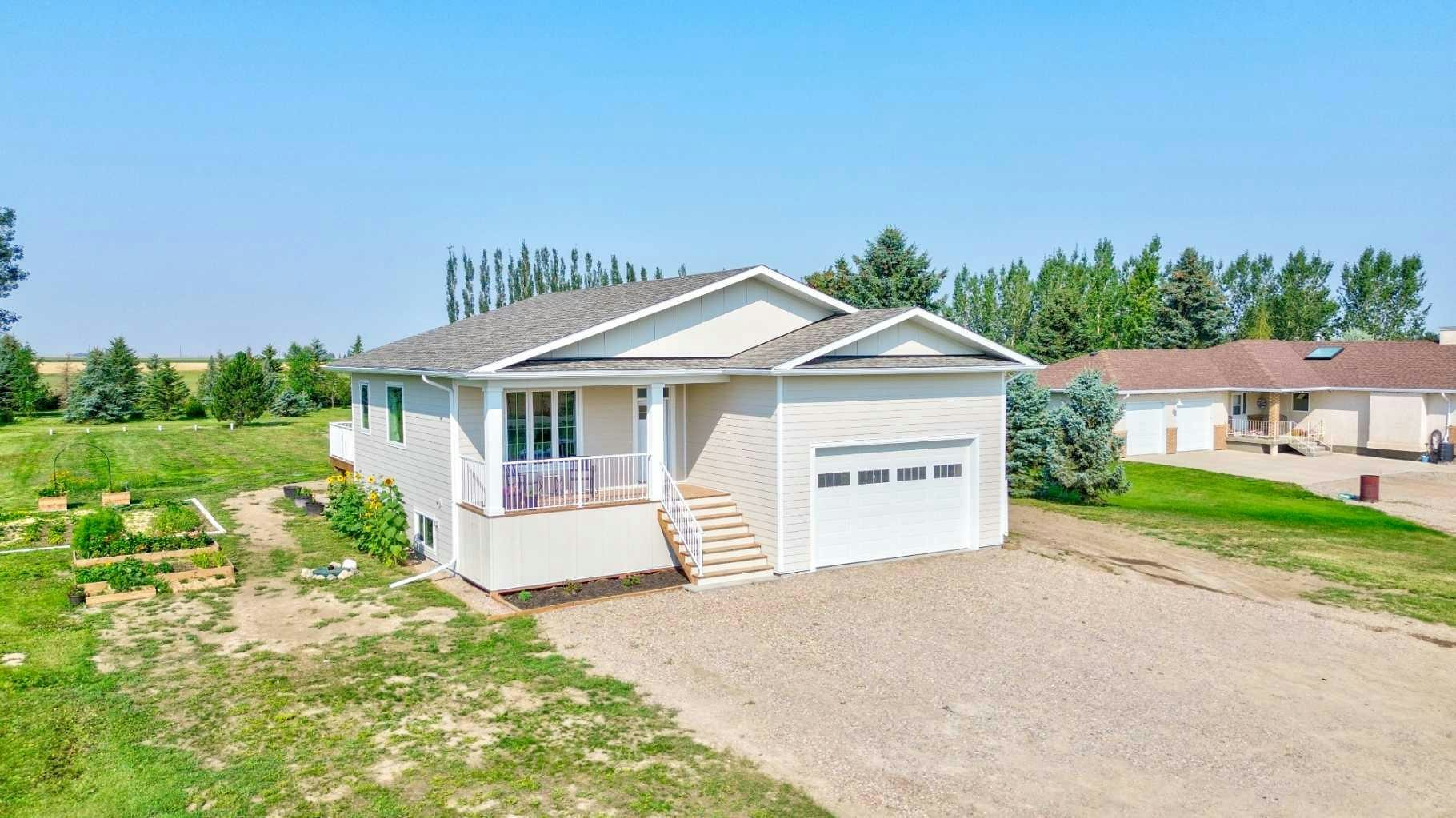 82056 Range Road 191, Lethbridge, AB, T1M 1M7