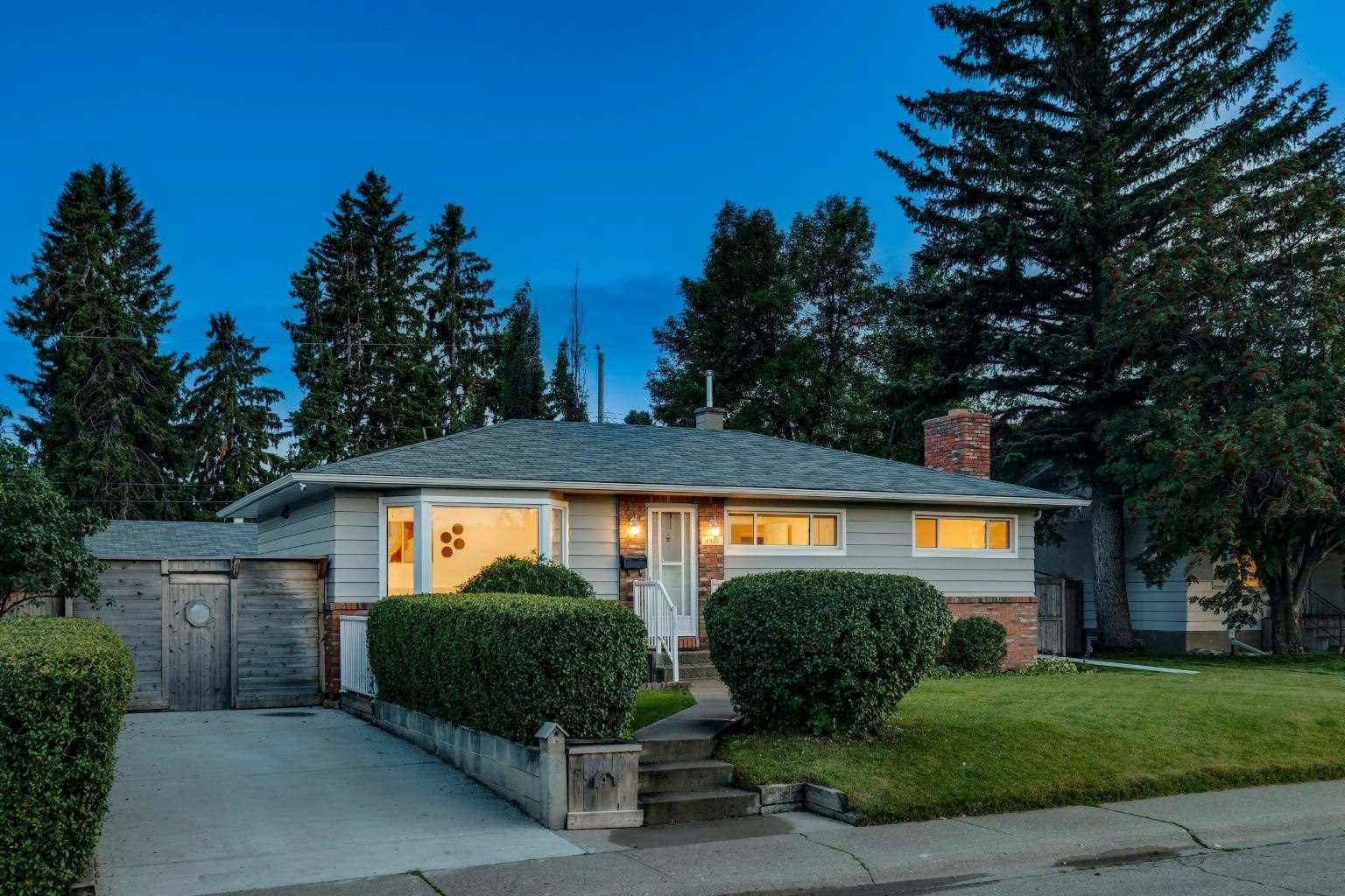 4927 10 Avenue SW, Calgary, AB, T3C 0M3