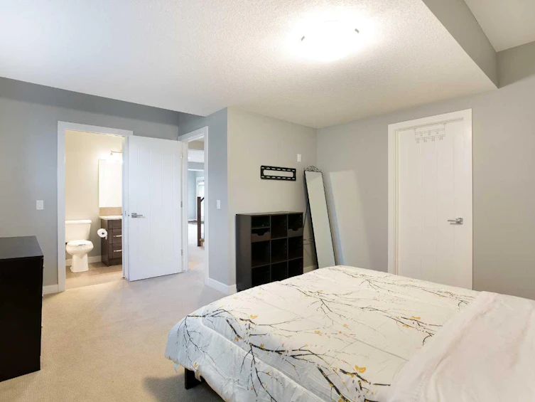 136 Rainbow Falls Glen, Chestermere, AB, T1X 0S5 - 31