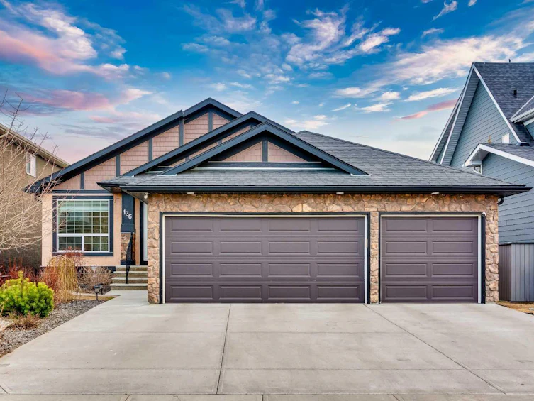 136 Rainbow Falls Glen, Chestermere, AB, T1X 0S5 - 4