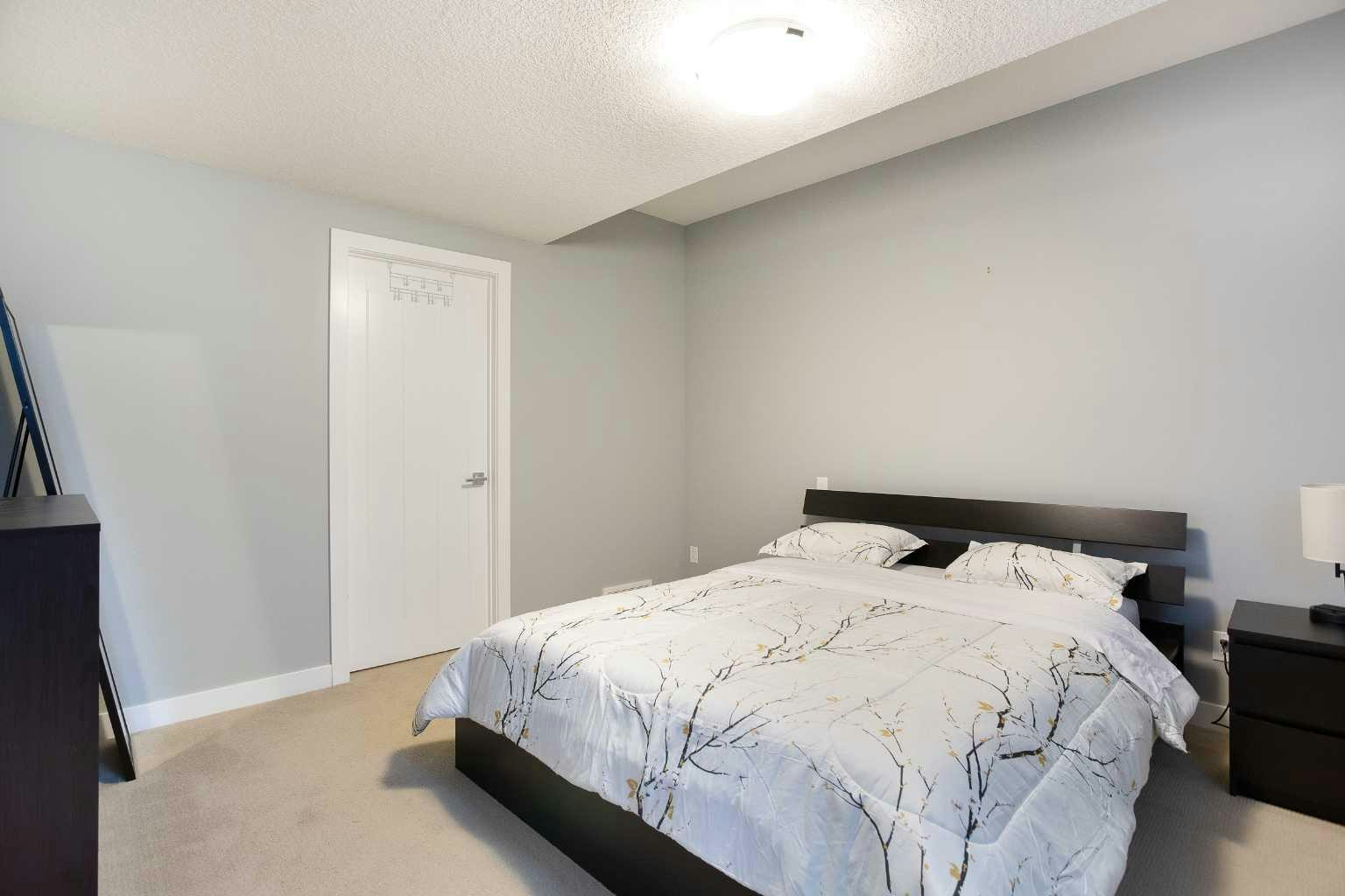 136 Rainbow Falls Glen, Chestermere, AB, T1X 0S5 - 30