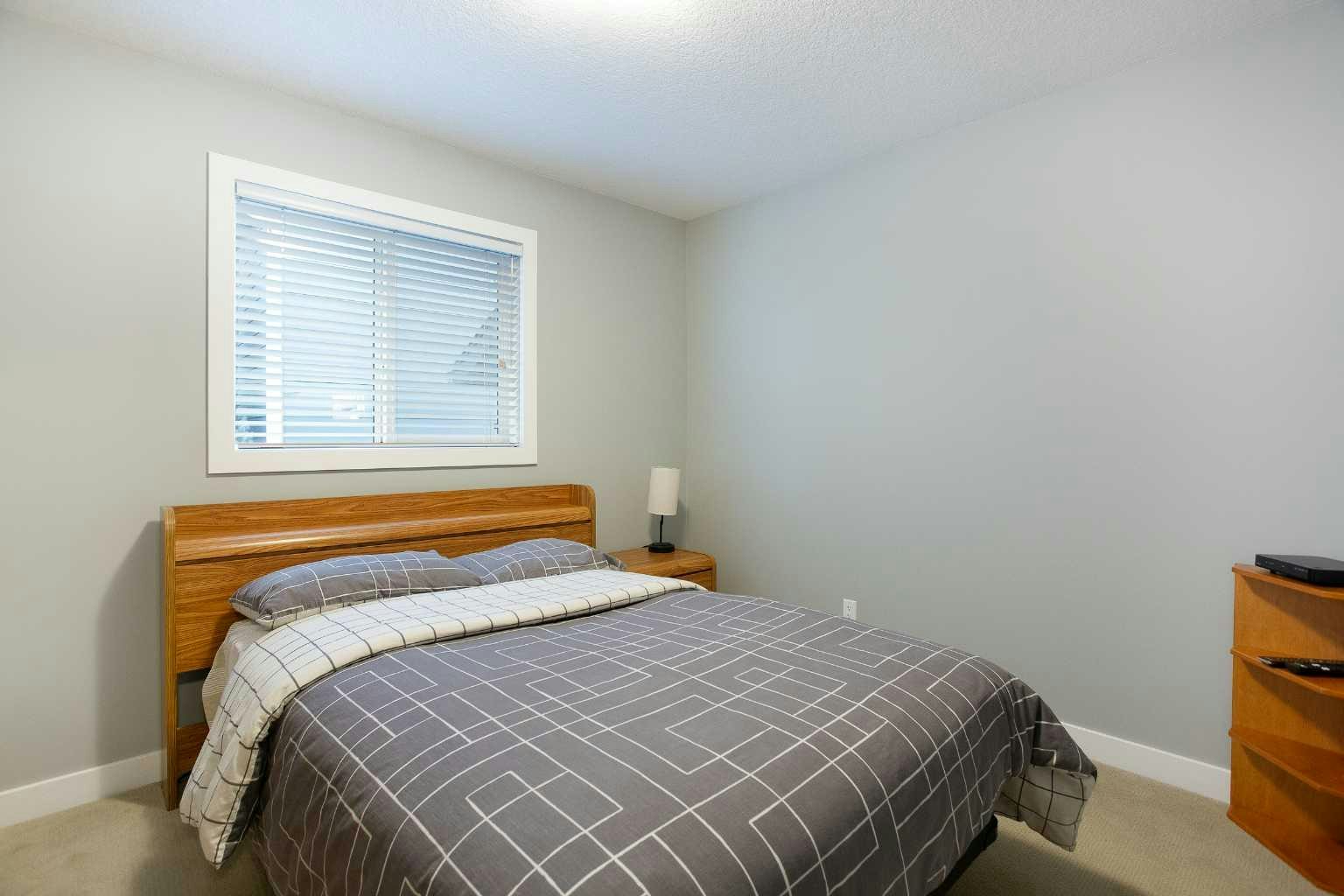 136 Rainbow Falls Glen, Chestermere, AB, T1X 0S5 - 19
