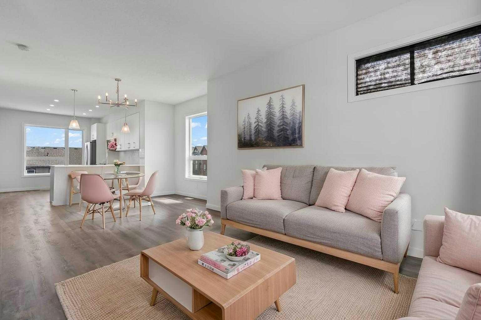 30 Evanscrest Manor NW, Calgary, AB, T3P 2A3
