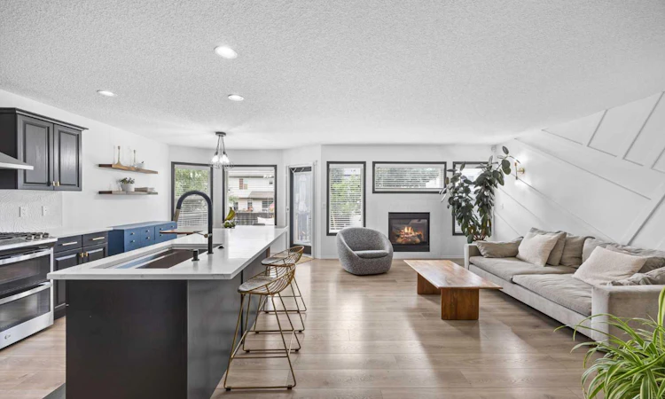 164 Silverado Range Close SW