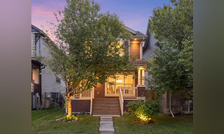 17 Auburn Bay View SE