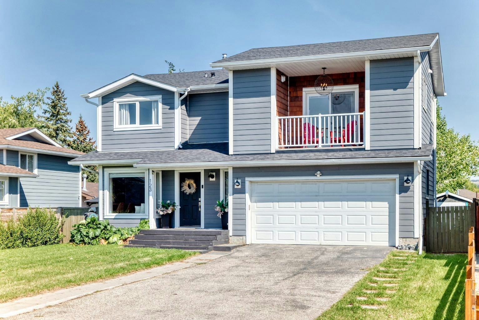 123 Glenhill Drive, Cochrane, AB, T4C 0C6