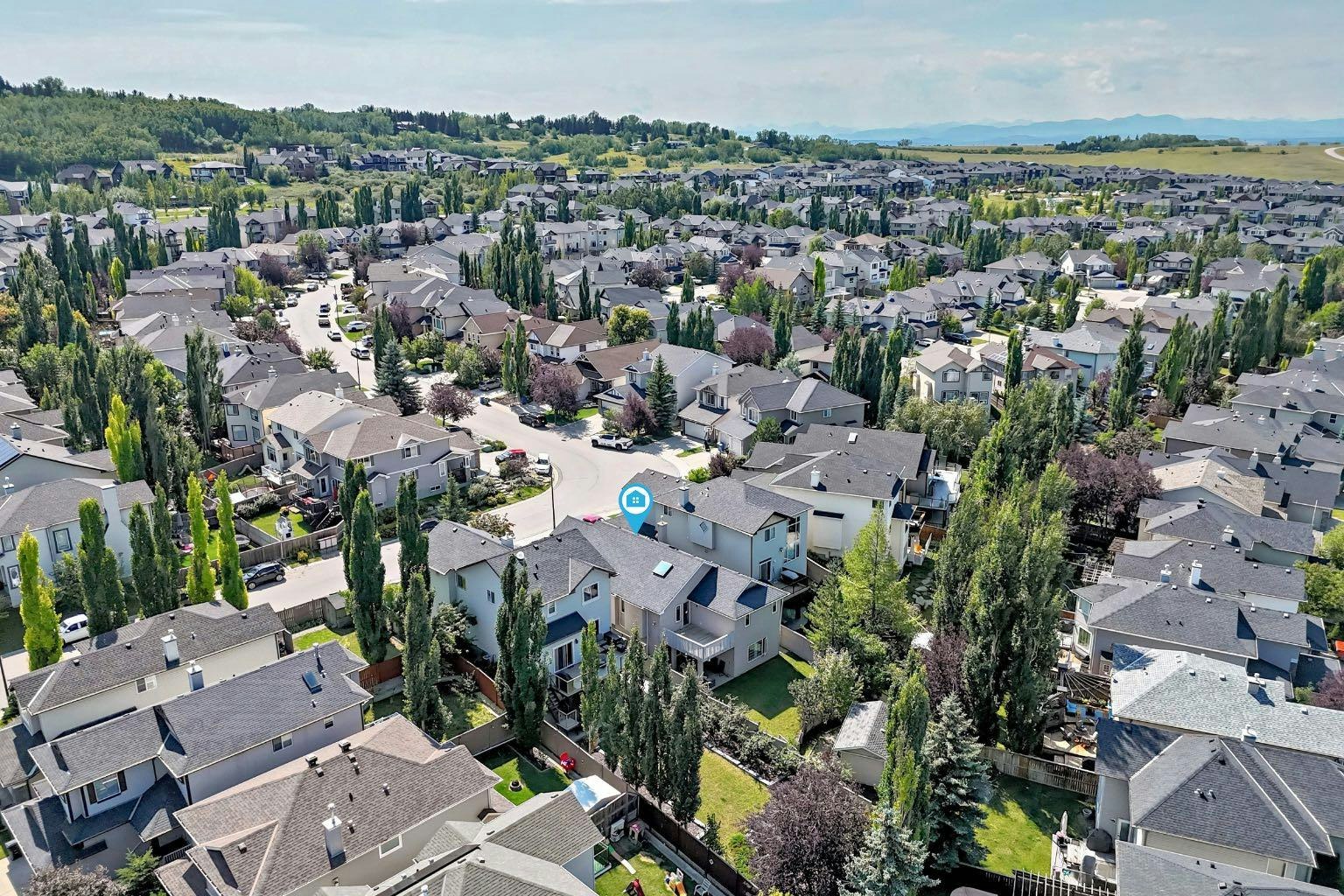 13 Cresthaven Way SW, Calgary, AB, T3B 5X8