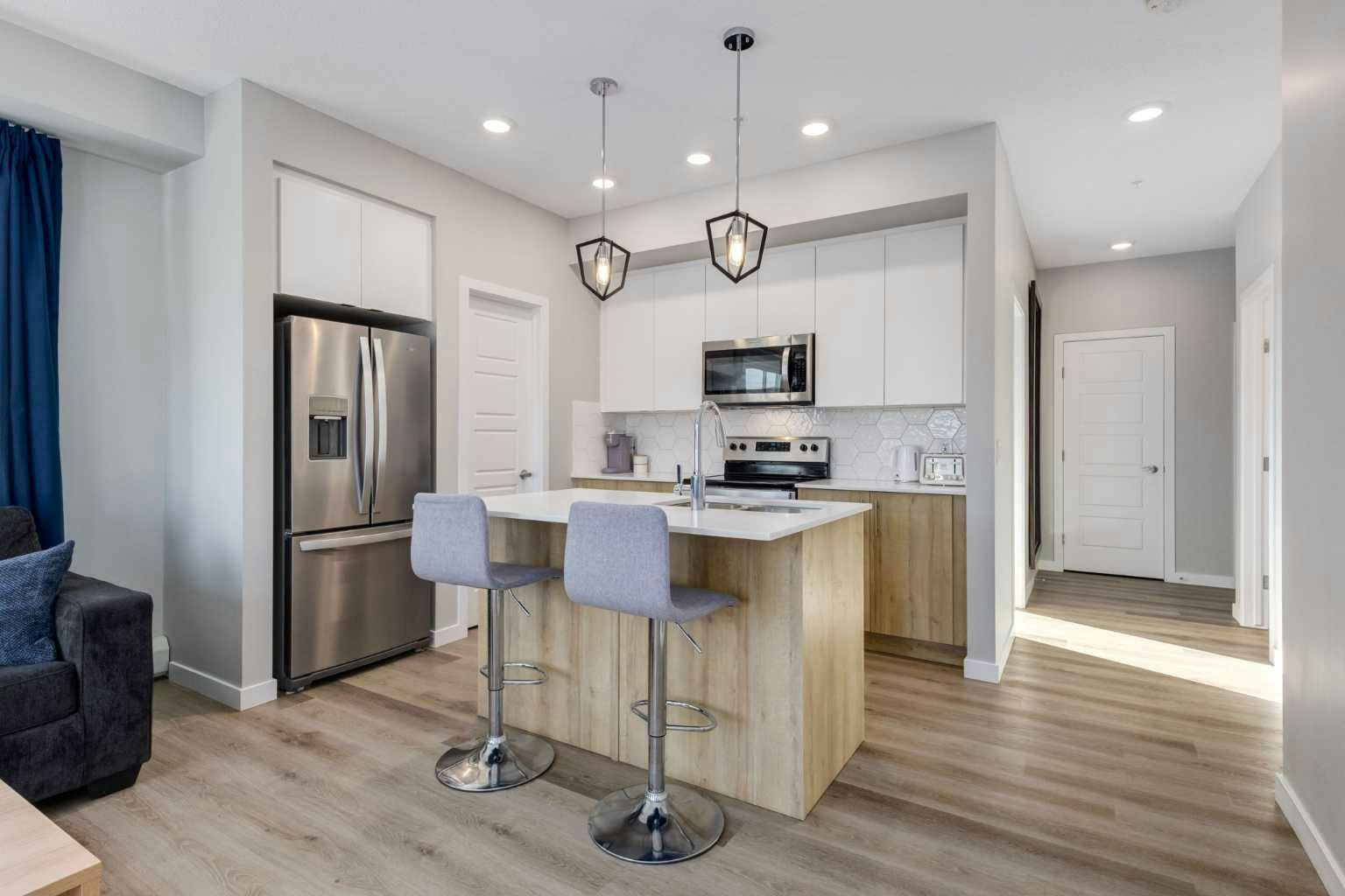 201-1605 17st Street SE, Calgary, AB, T2G 2L7