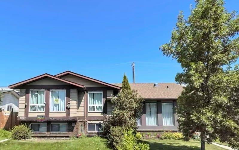 5410 Temple Road NE, Calgary, AB, T1Y 3B2