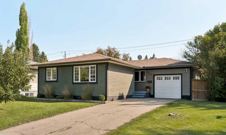 129 Springwood Drive SW