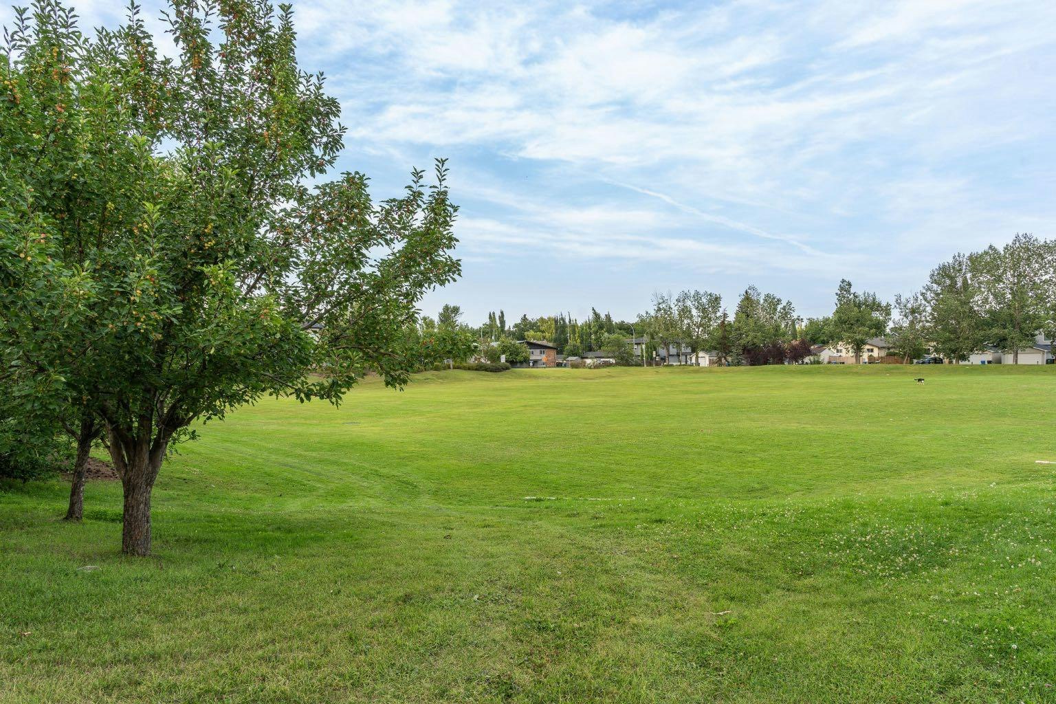 2819 28 Street SW, Calgary, AB, T3E 4R2