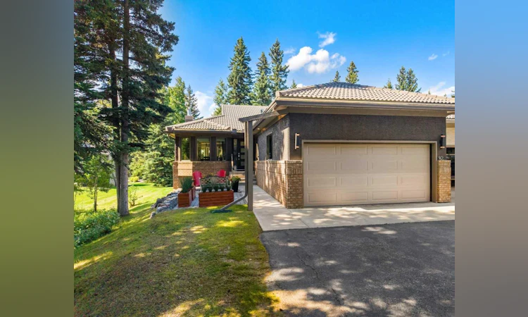82 Sunset Way