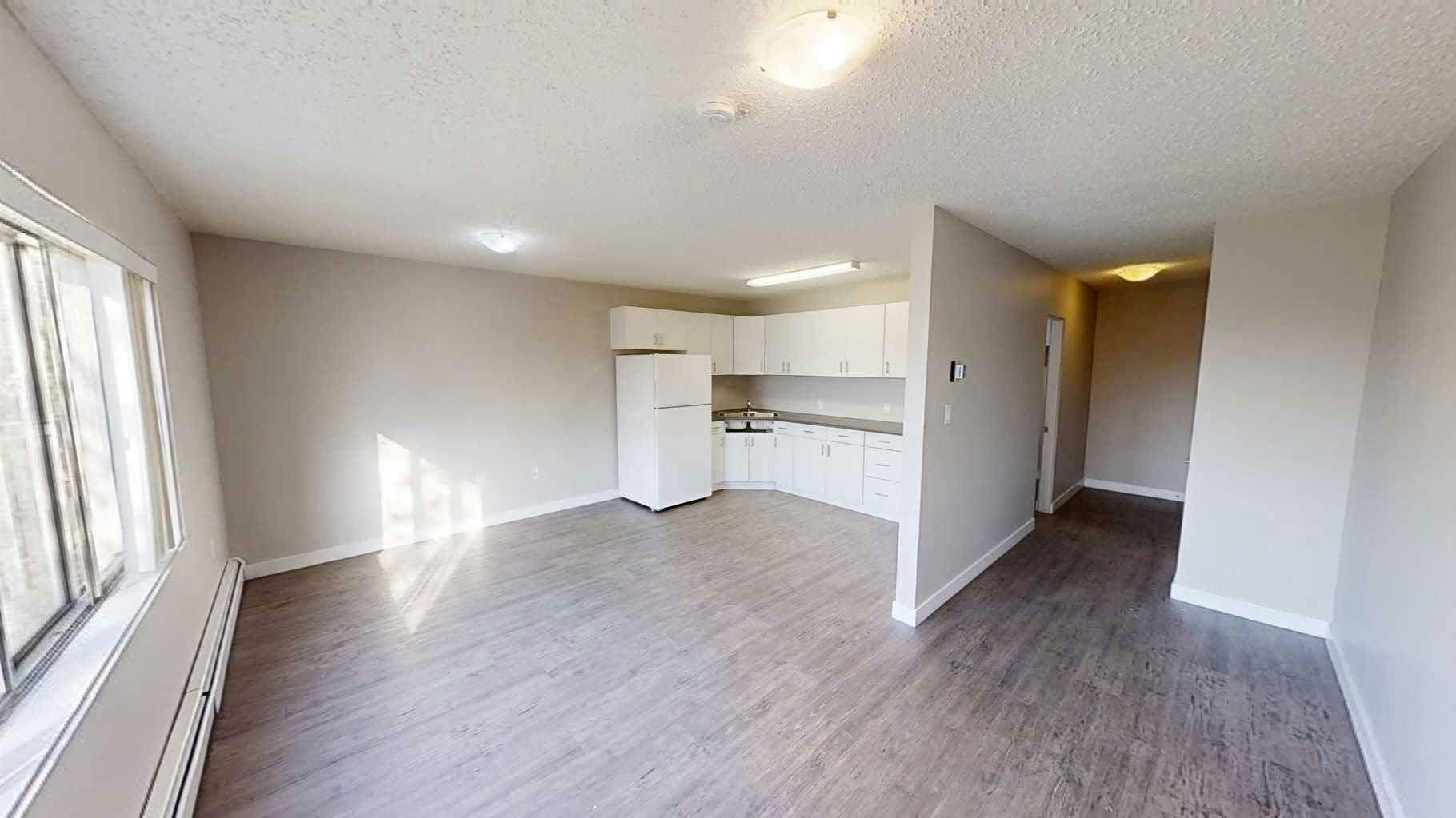 302-9926 105 Avenue, Grande Prairie, AB, T8V 1G9 - 2