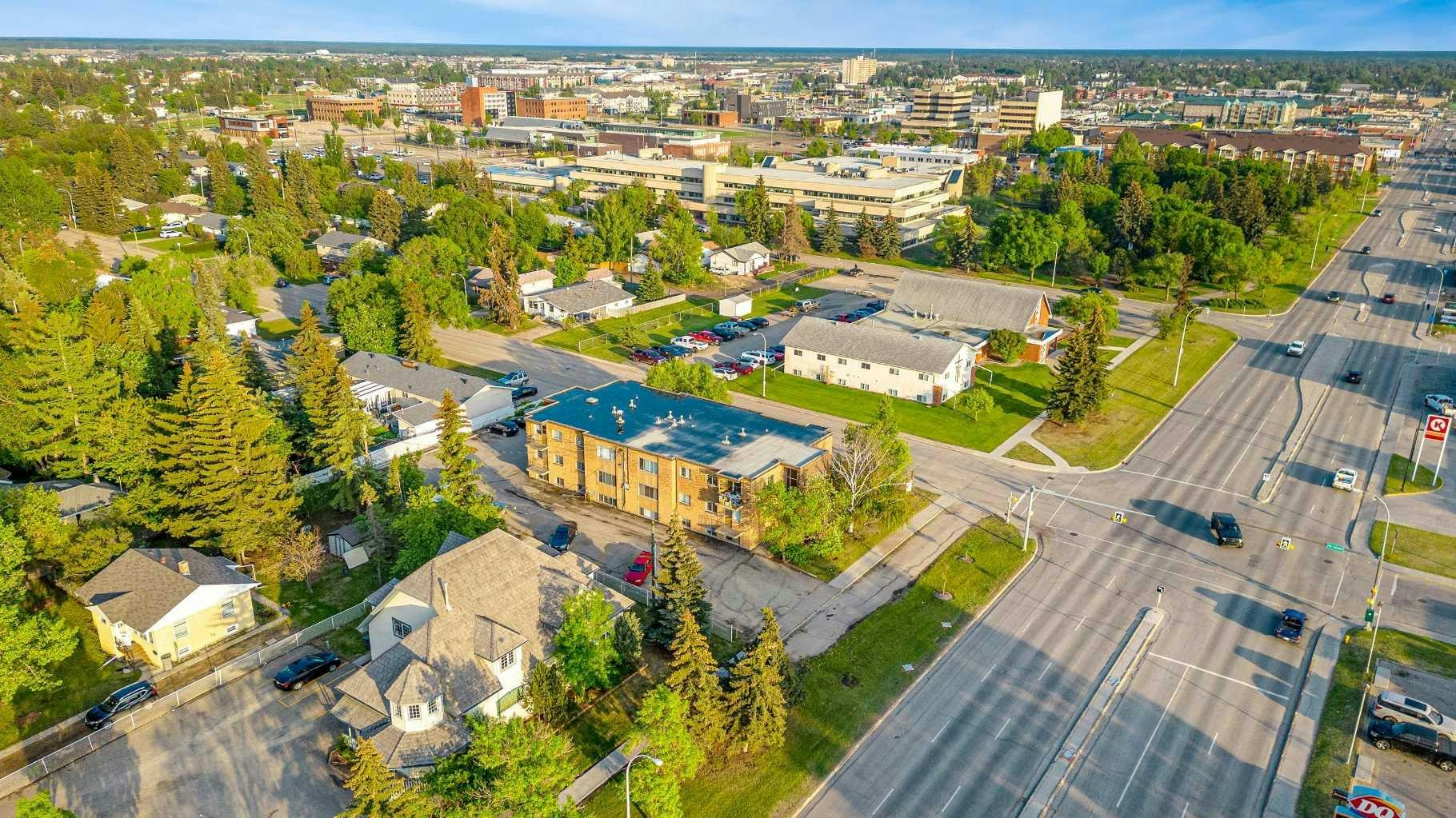 302-9926 105 Avenue, Grande Prairie, AB, T8V 1G9 - 9
